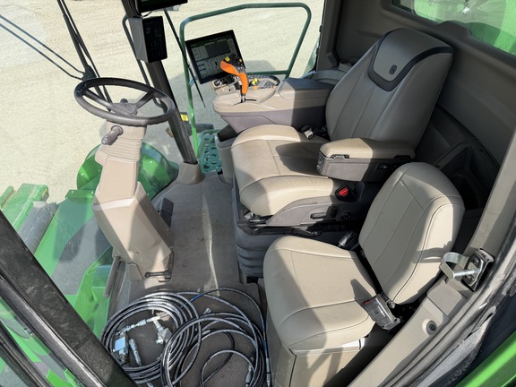2025 John Deere X9 1000 - Photo43
