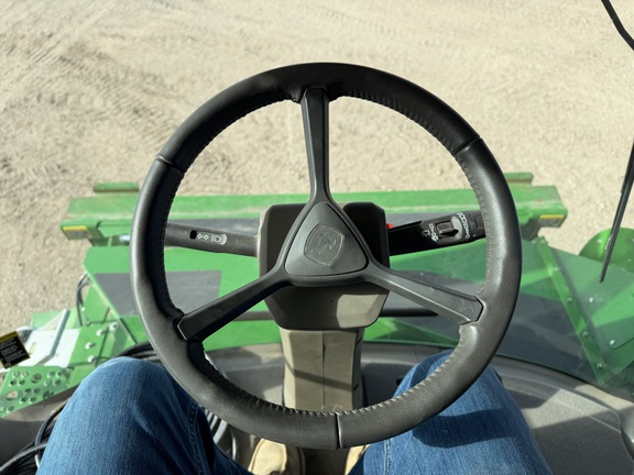 2025 John Deere X9 1000 - Photo44