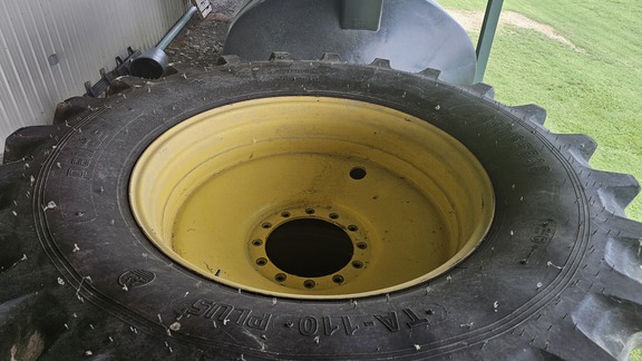 Photo of 2024 PETLAS 650/65R38