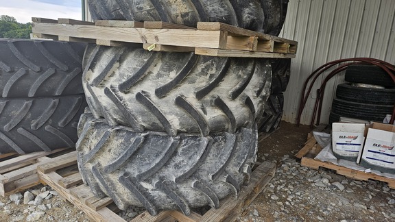 Photo of 2024 PETLAS 650/65R38