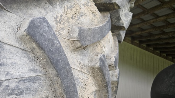 Photo of 2024 PETLAS 650/65R38