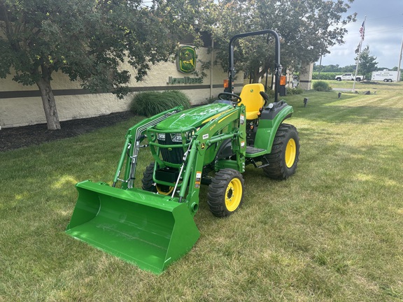 New In-Stock 2026 John Deere 2025R Compact Utility Tractors at Koenig Equipment in Tipp City, OH - Photo3
