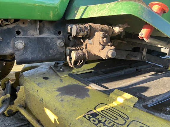 Photo of 1994 John Deere 425