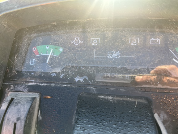 Photo of 1994 John Deere 425