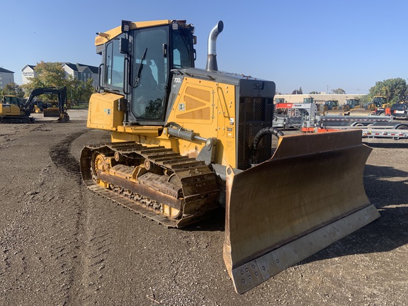 2020 John Deere 700L