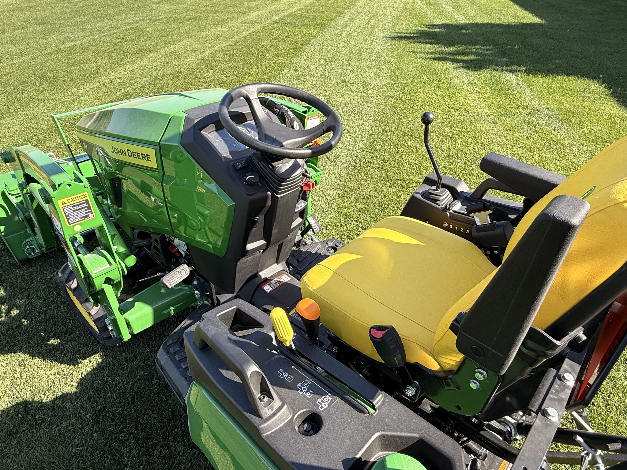 2026 John Deere 1M 25 Compact Utility Tractors