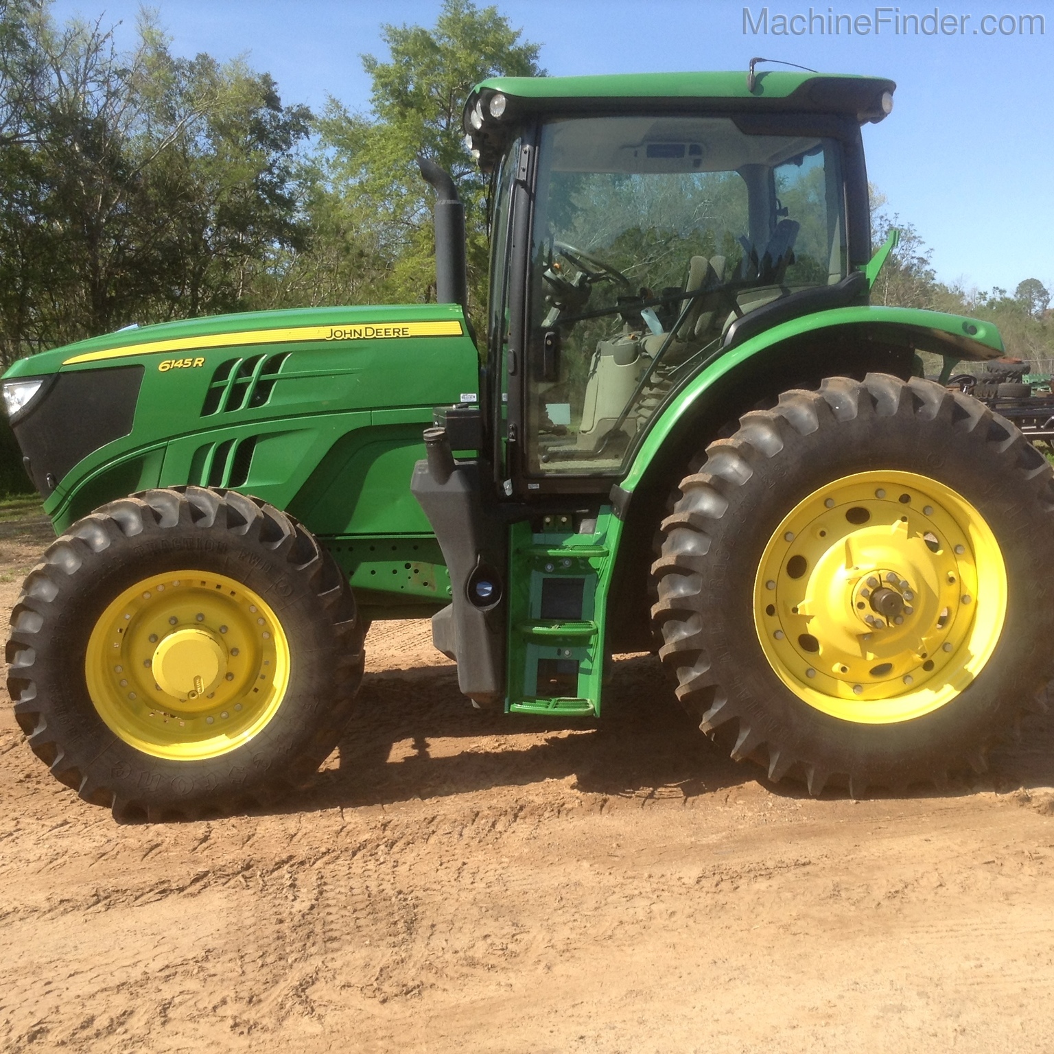 2017 John Deere 6145R Image 3