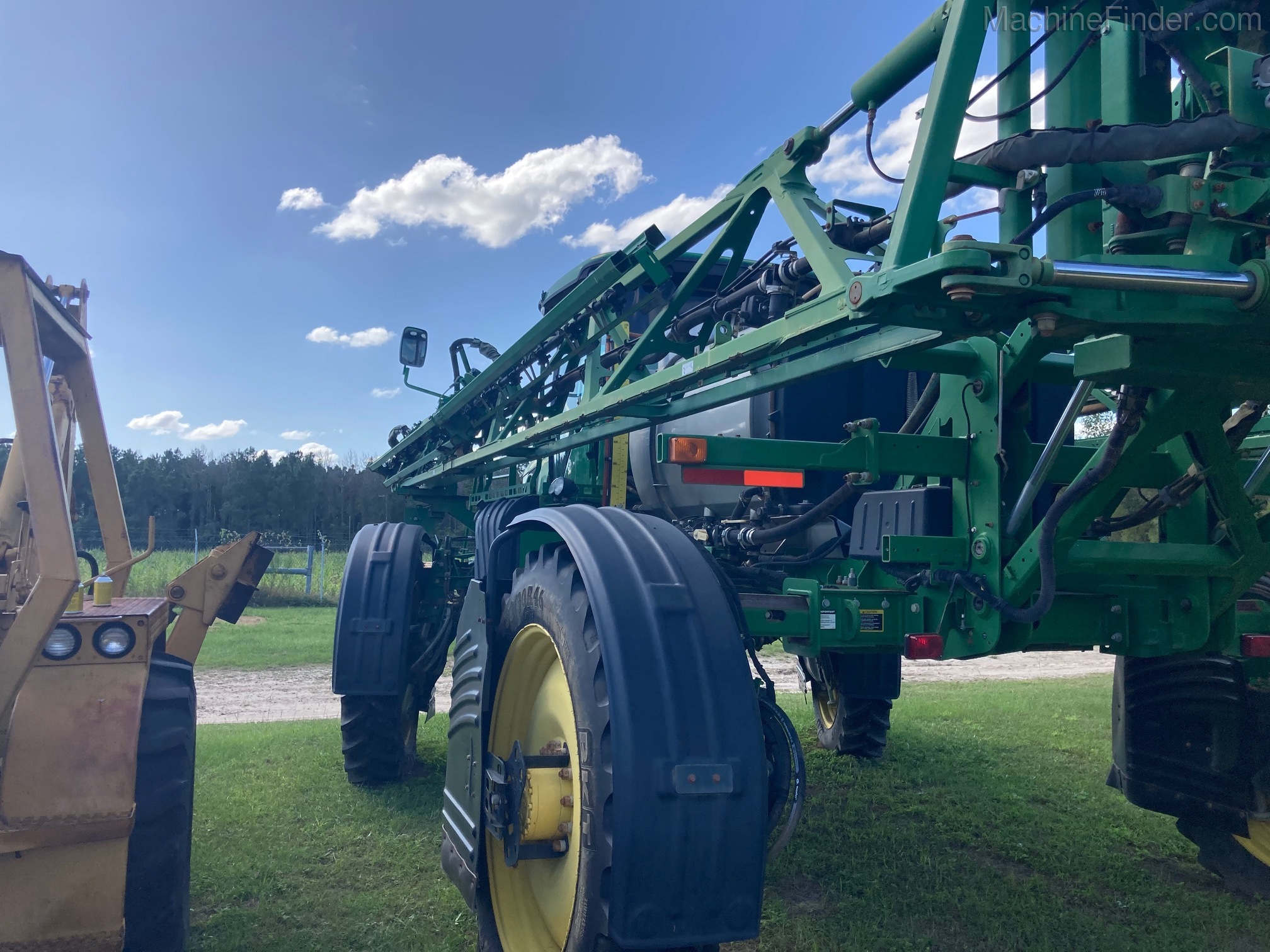 2014 John Deere R4030 Image 7