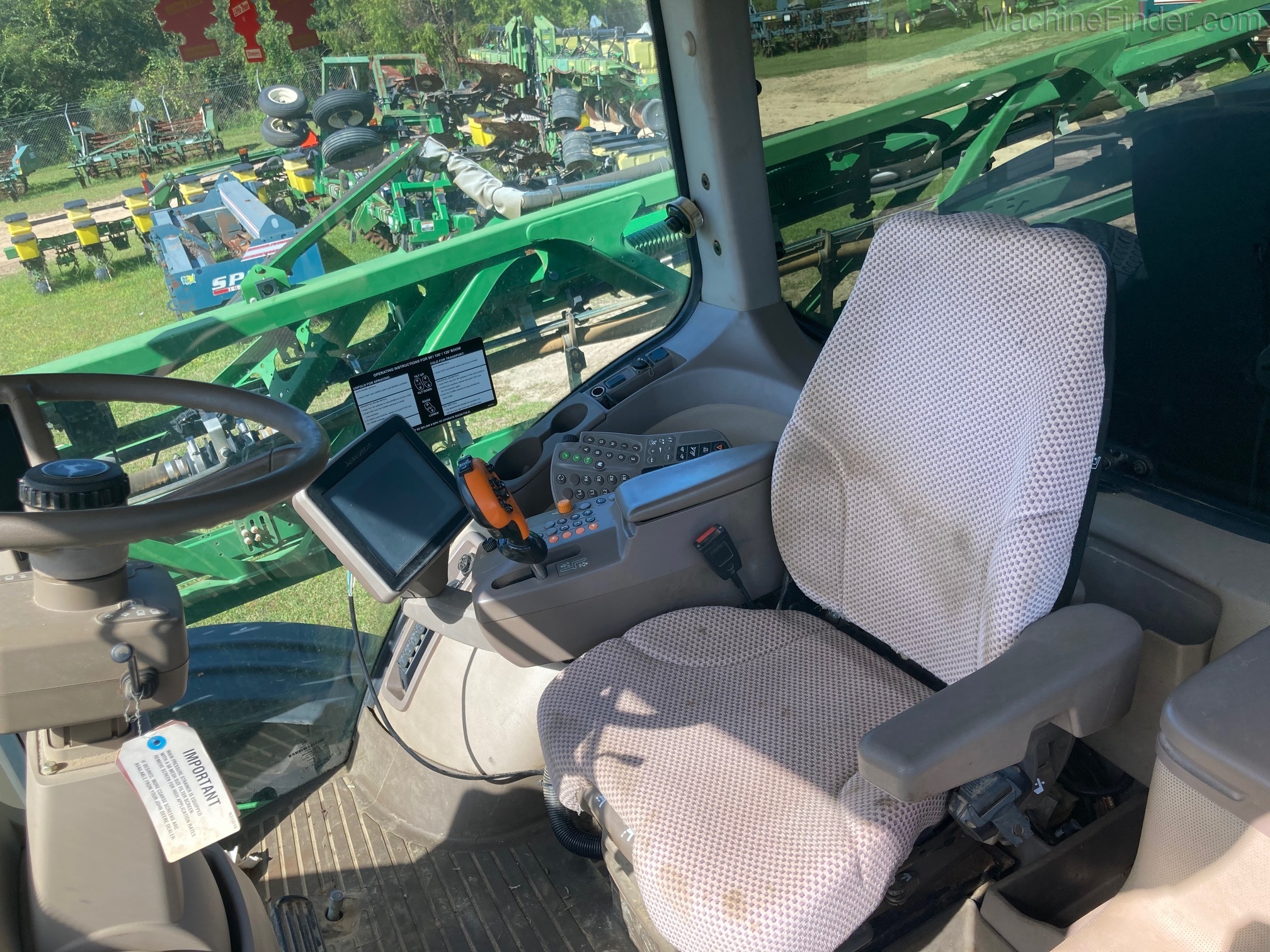 2014 John Deere R4030 Image 13