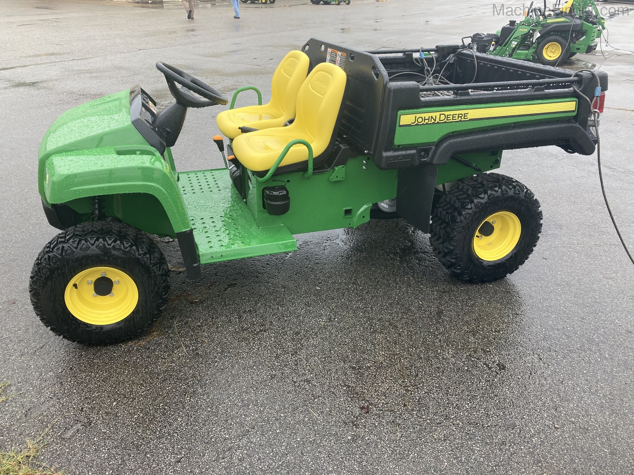 2020 John Deere TX 4X2 Image 3
