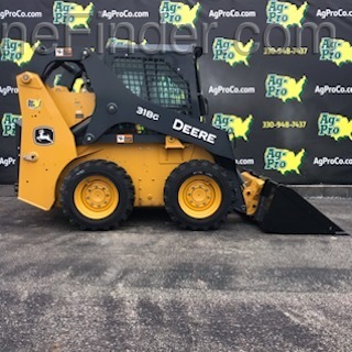 2018 John Deere 318G Image 5