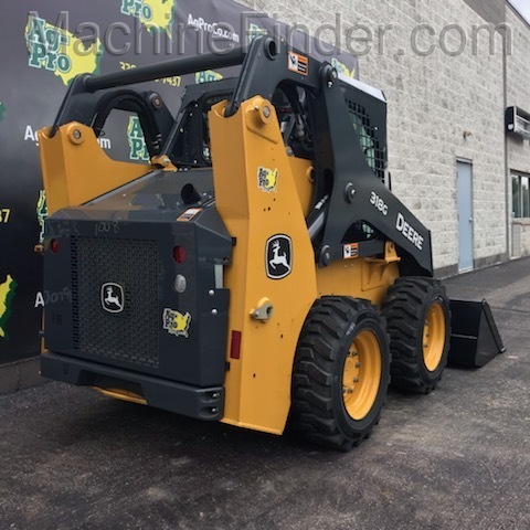 2018 John Deere 318G Image 7