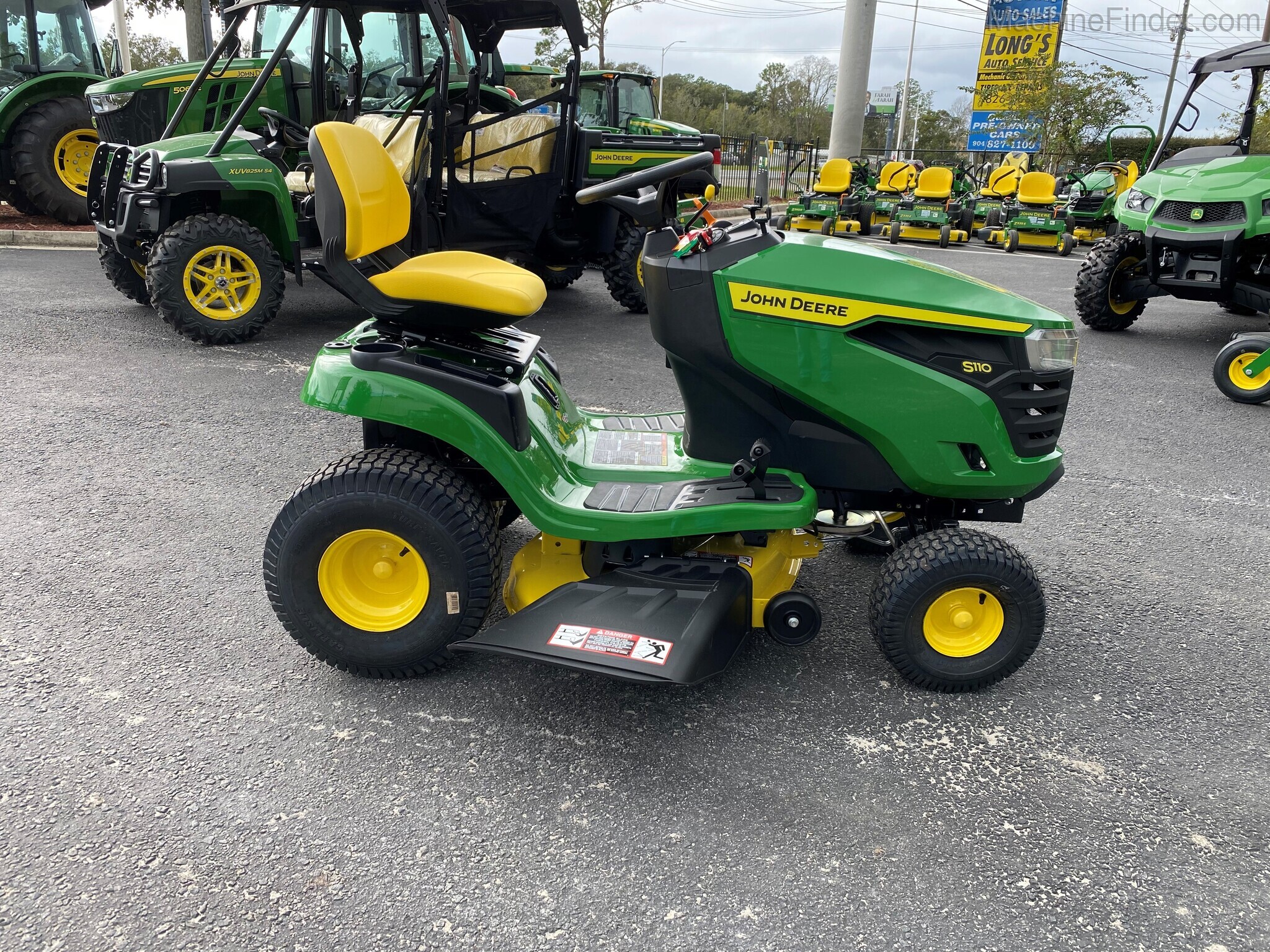 2021 John Deere S110 Image 1