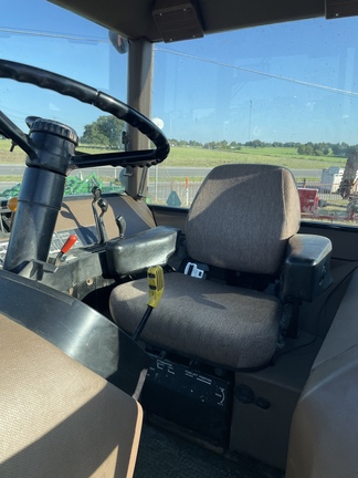 1989 John Deere 4450 Image 4