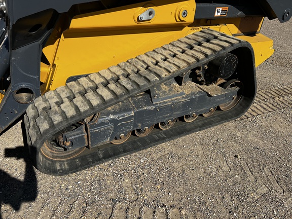 2022 John Deere 333G - Photo11