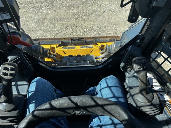 2022 John Deere 333G - Photo23