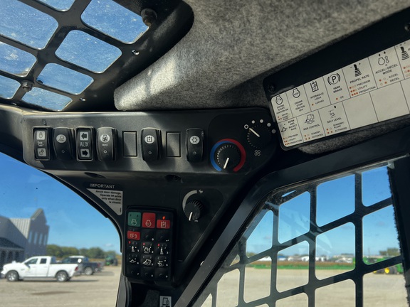 2022 John Deere 333G - Photo24