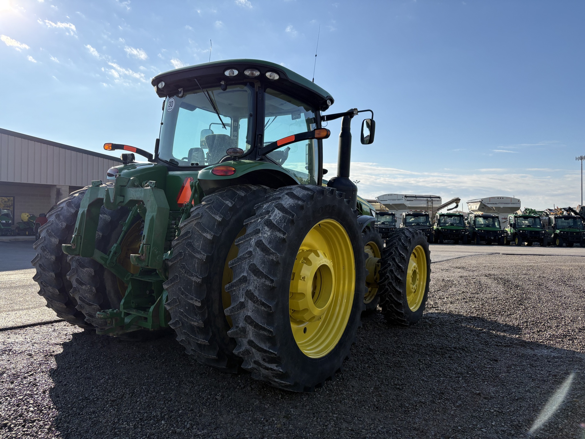 2013 John Deere 8335R Image 5