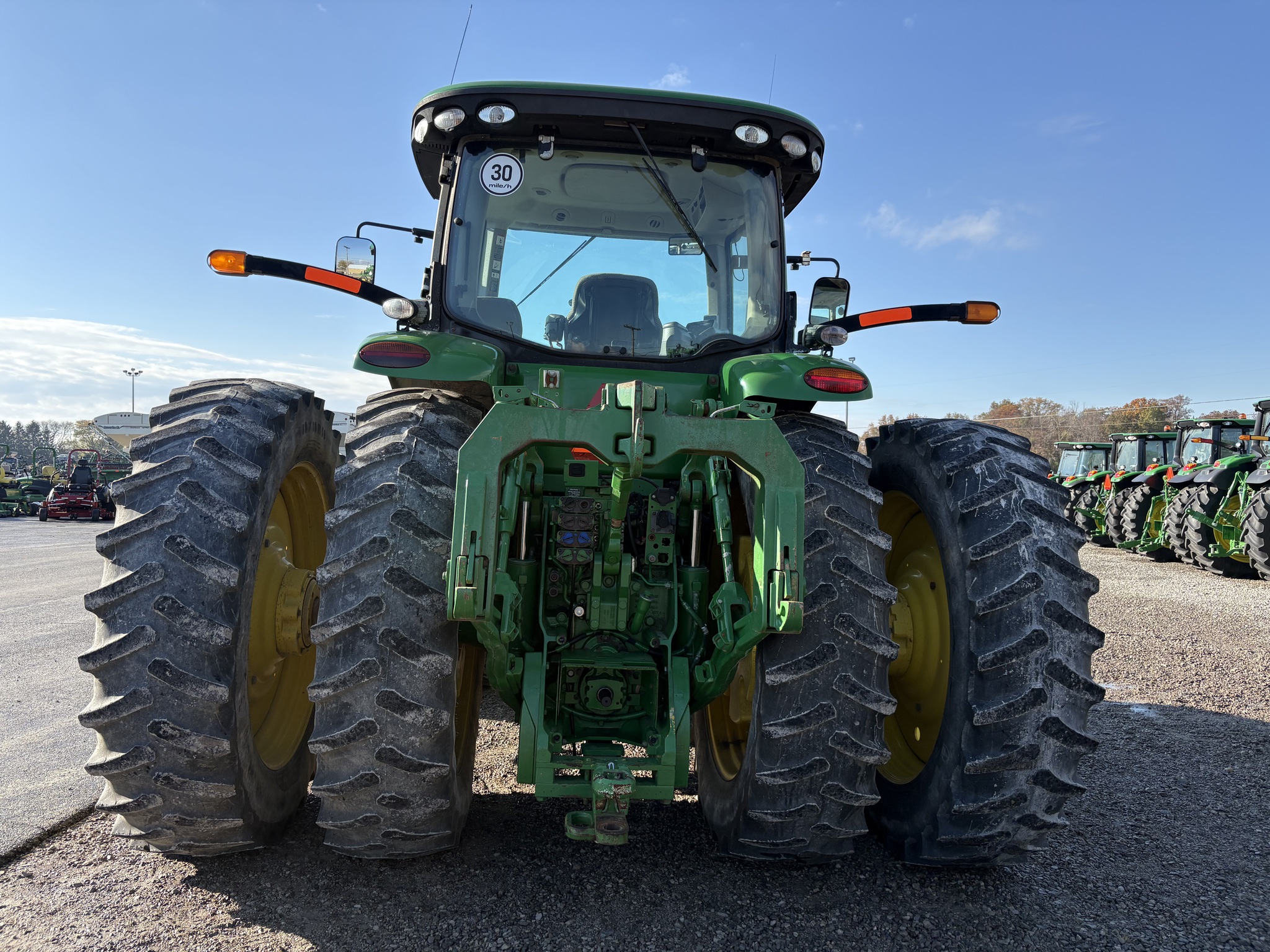 2013 John Deere 8335R Image 6