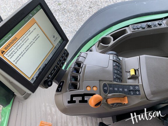 Photo of 2023 John Deere 8R 340