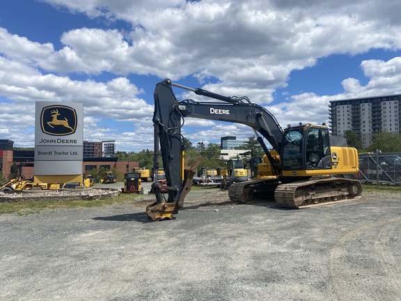 Photo of 2023 John Deere 210 P