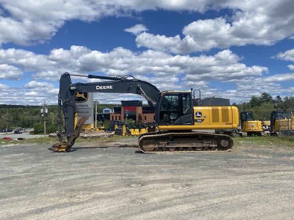 2023 John Deere 210 P
