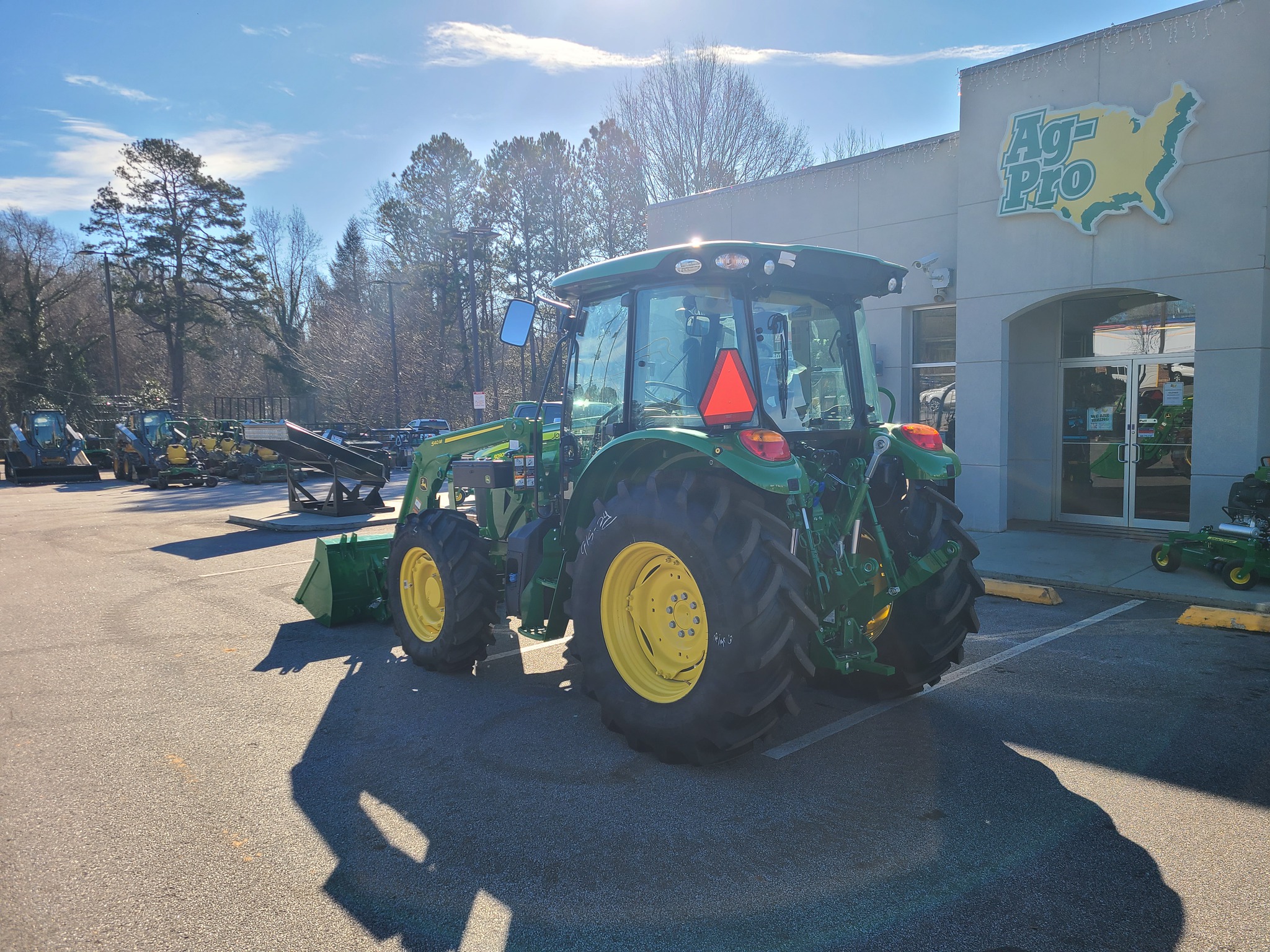 2024 John Deere 5095M Image 3