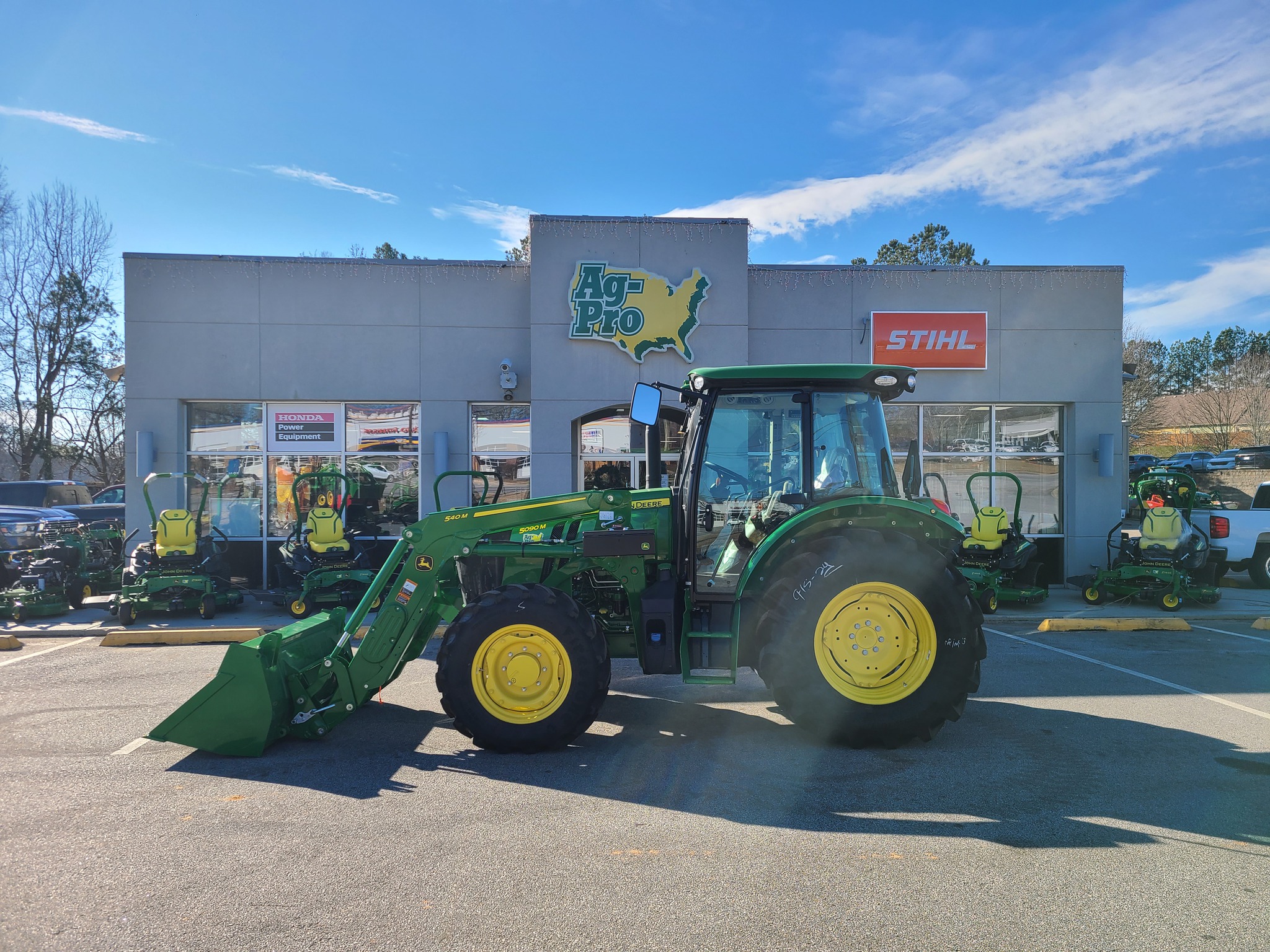 2024 John Deere 5095M Image 2