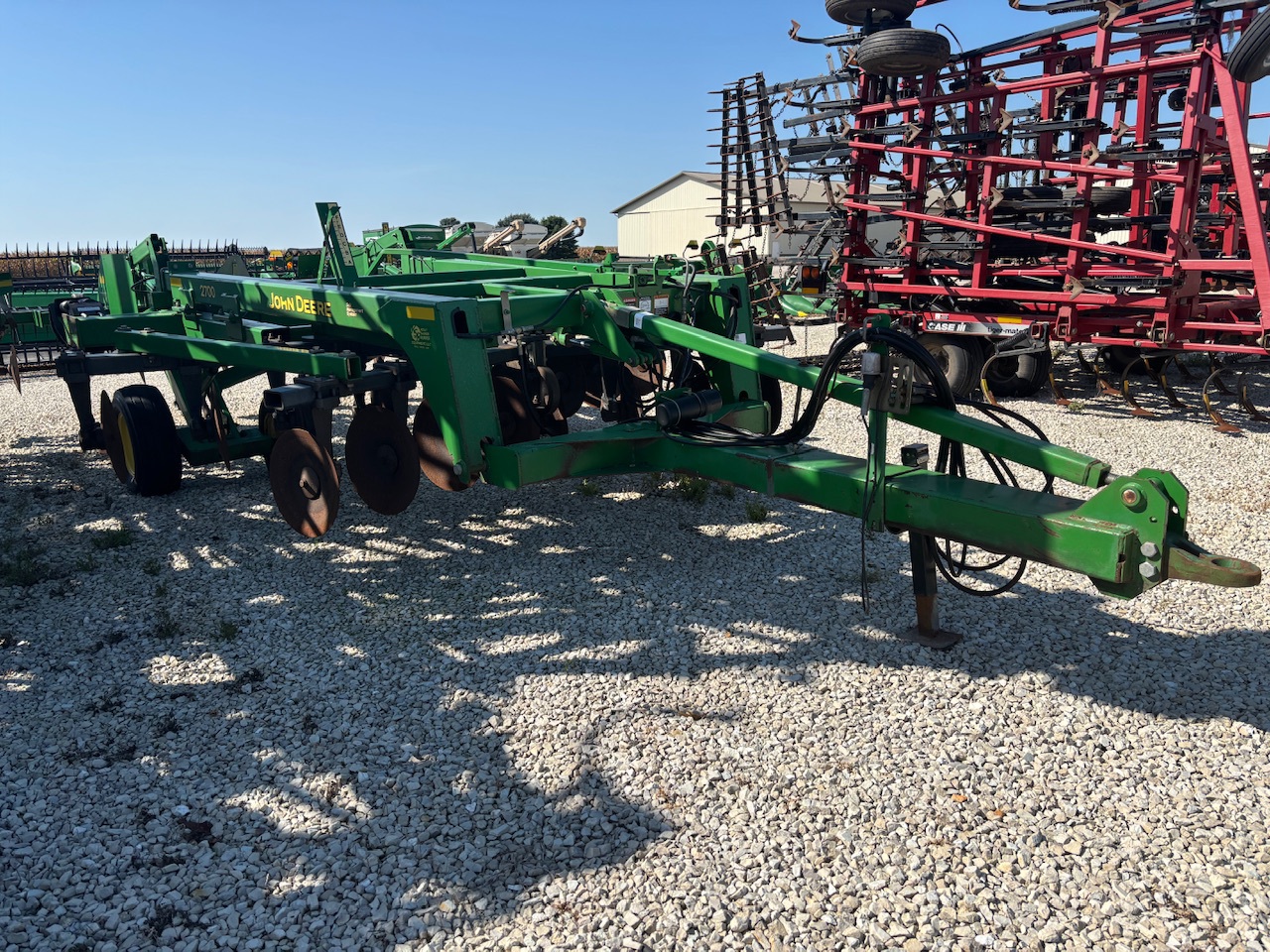  2005 John Deere 2700 at Heritage Tractor in Brimfield, IL