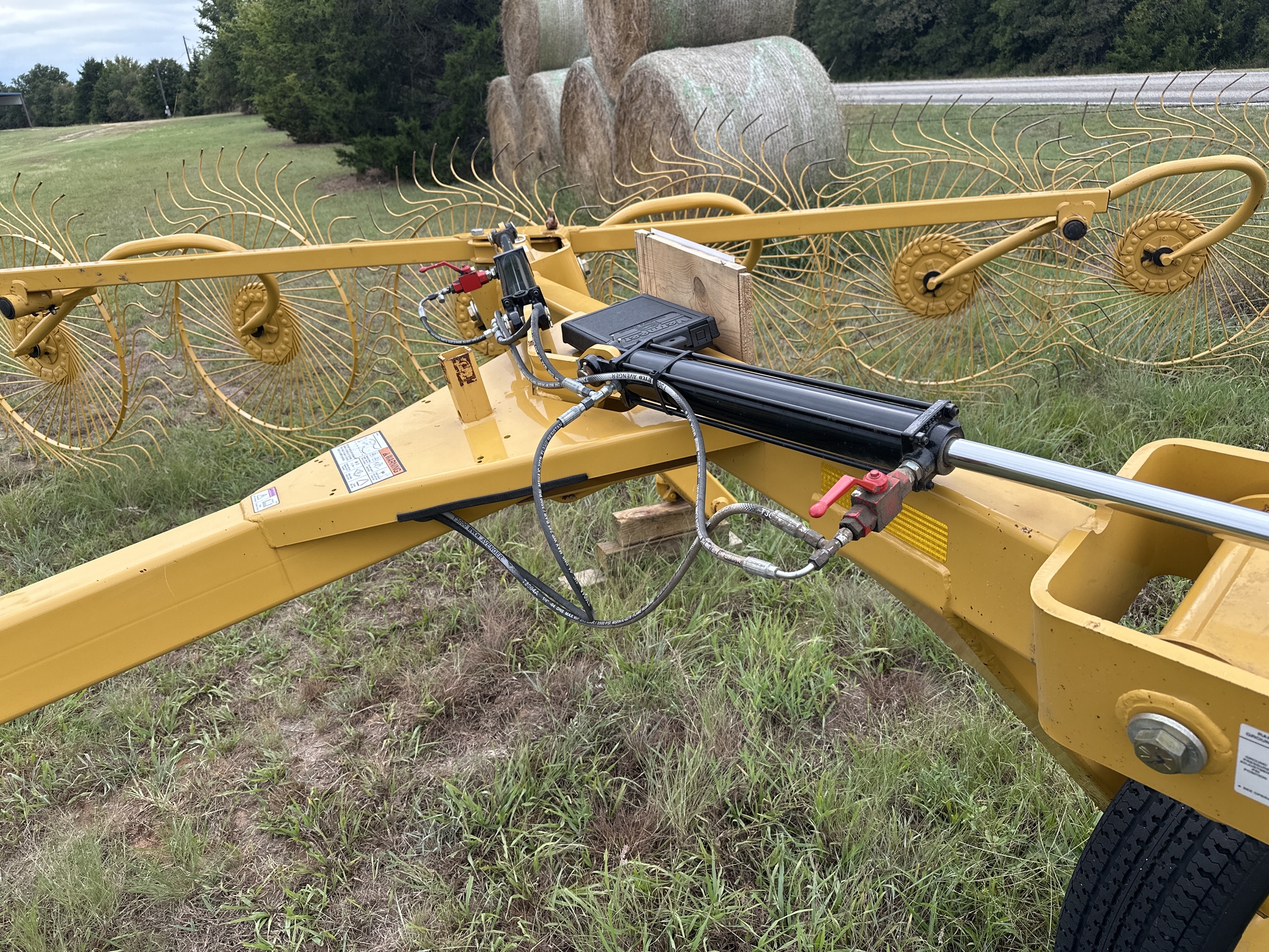 2019 Vermeer VR1224 Rakes Gainesville, TX