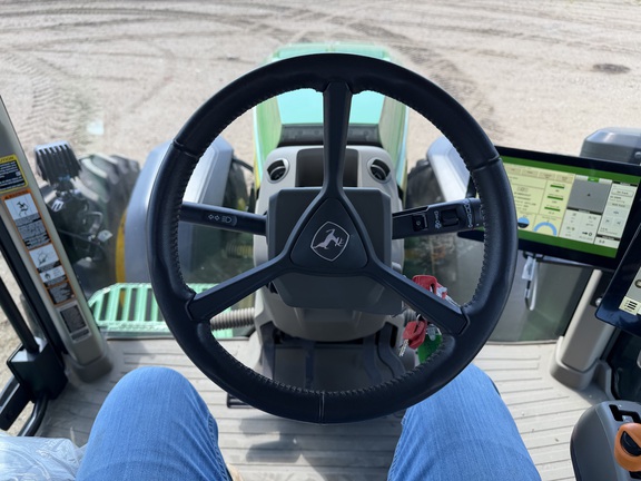 2024 John Deere 8R 310 - Photo35