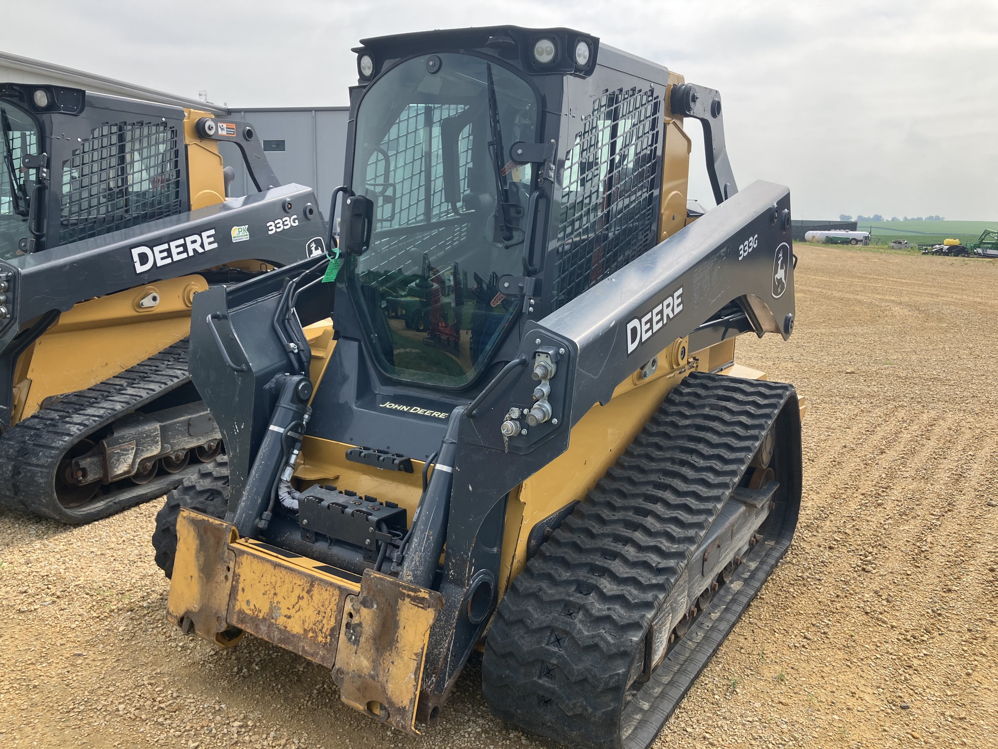 2020 John Deere 333G Image 1