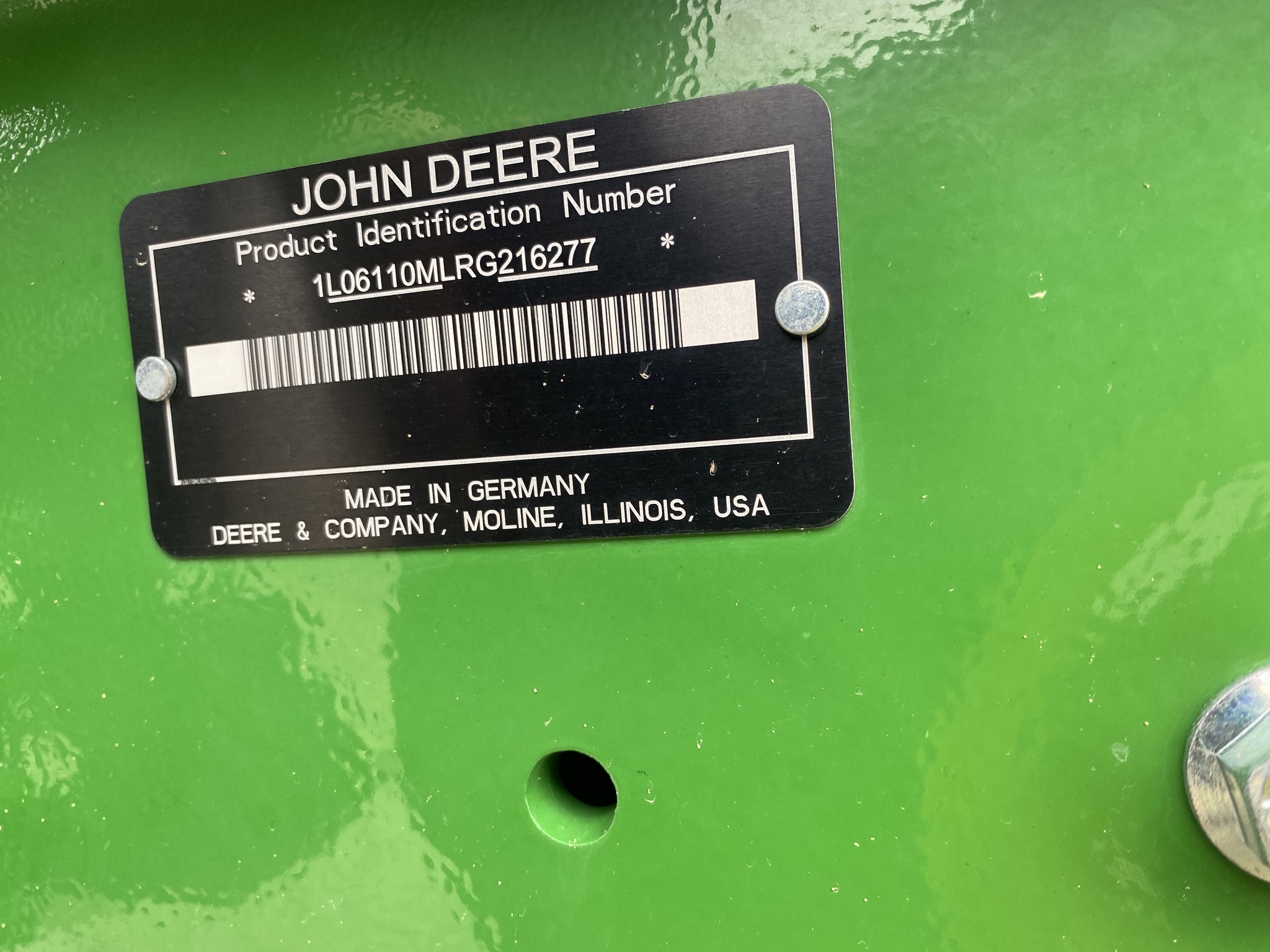 2024 John Deere 6110M Image 7