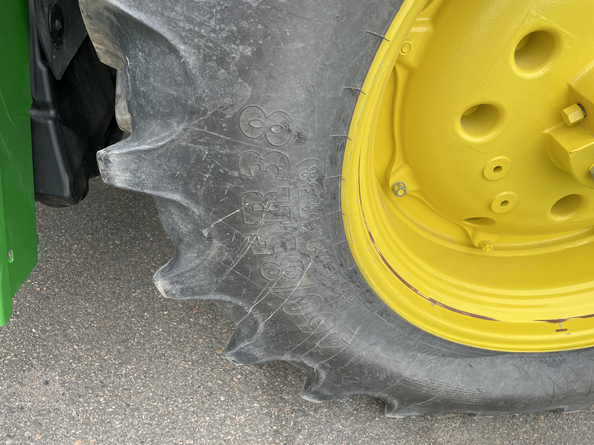 2024 John Deere 6110M Image 17
