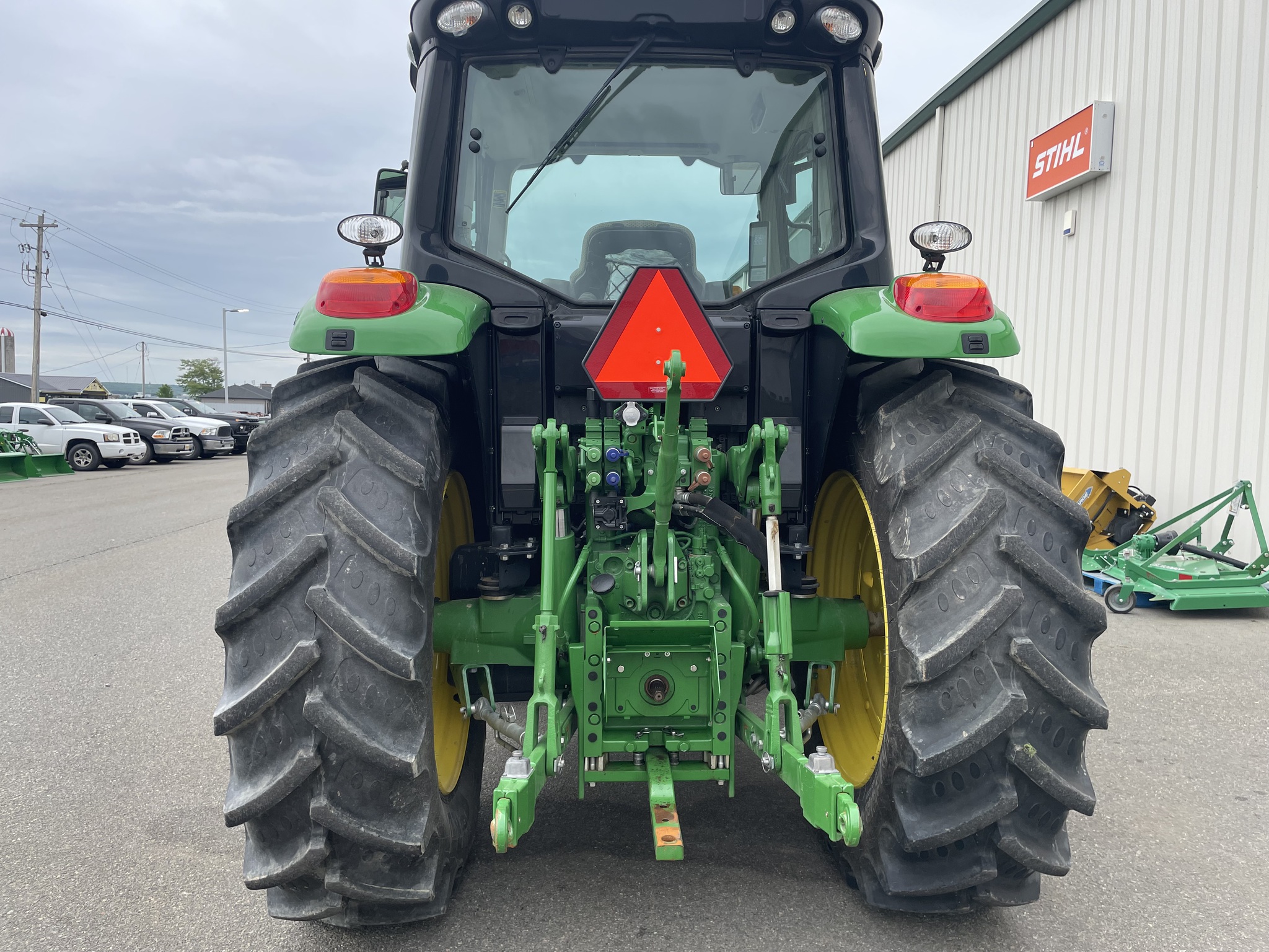 2024 John Deere 6110M Image 10