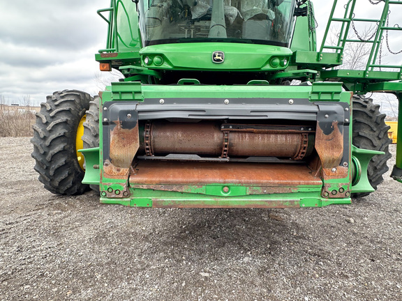 2012 John-Deere S660