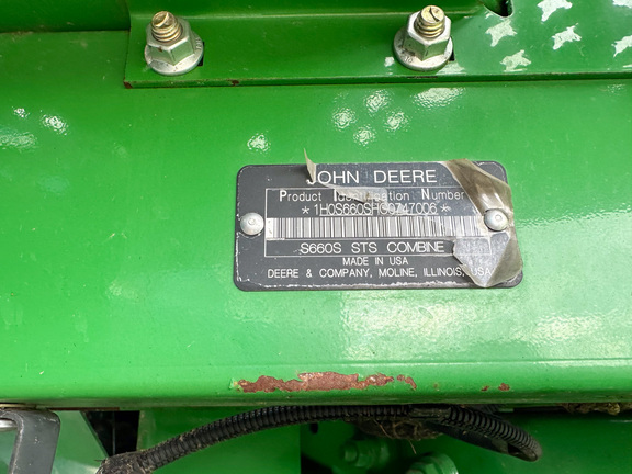 2012 John-Deere S660