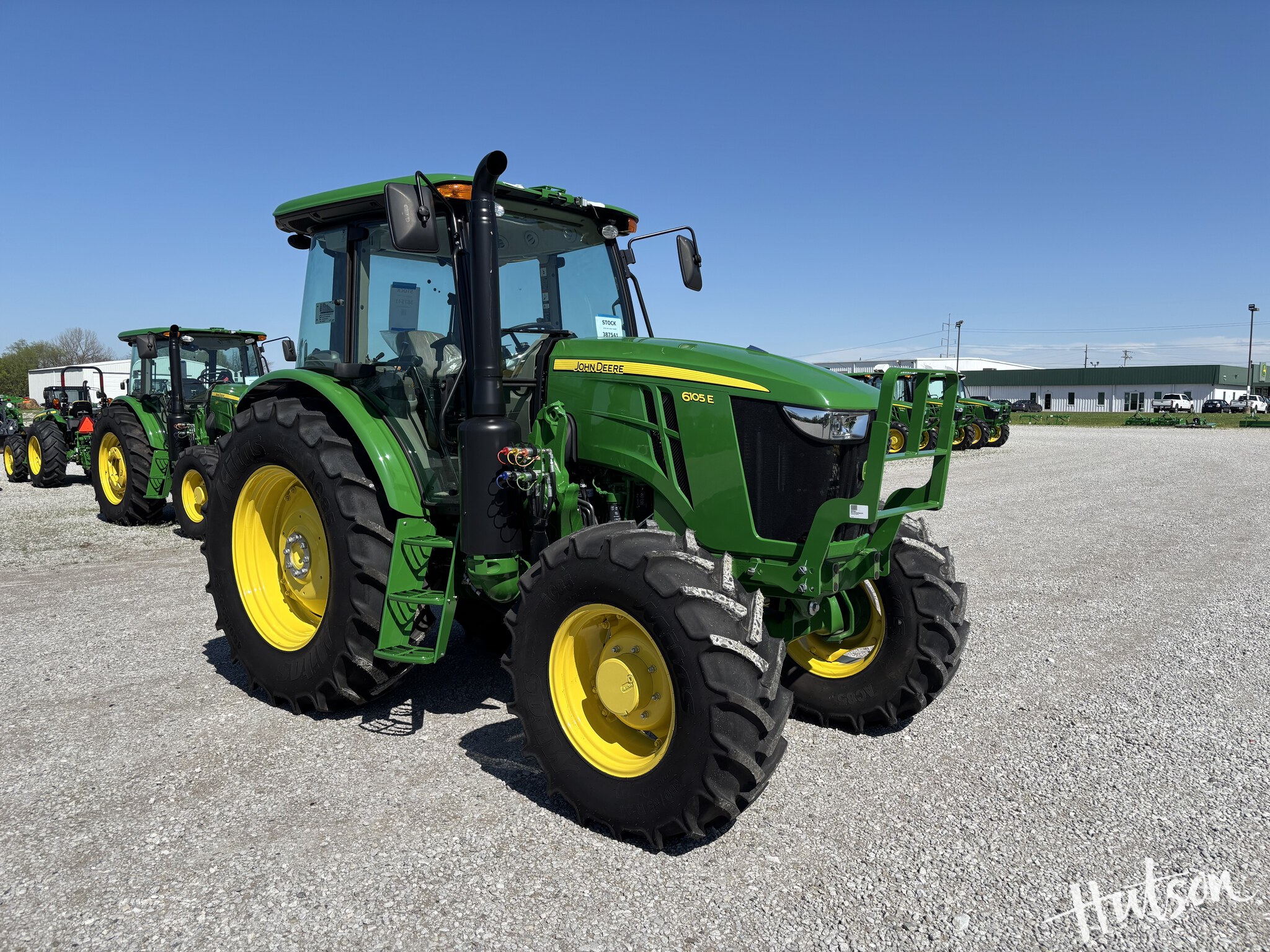 2023 John Deere 6105E