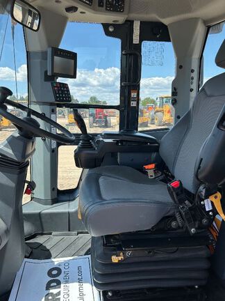 2024 John Deere 544P