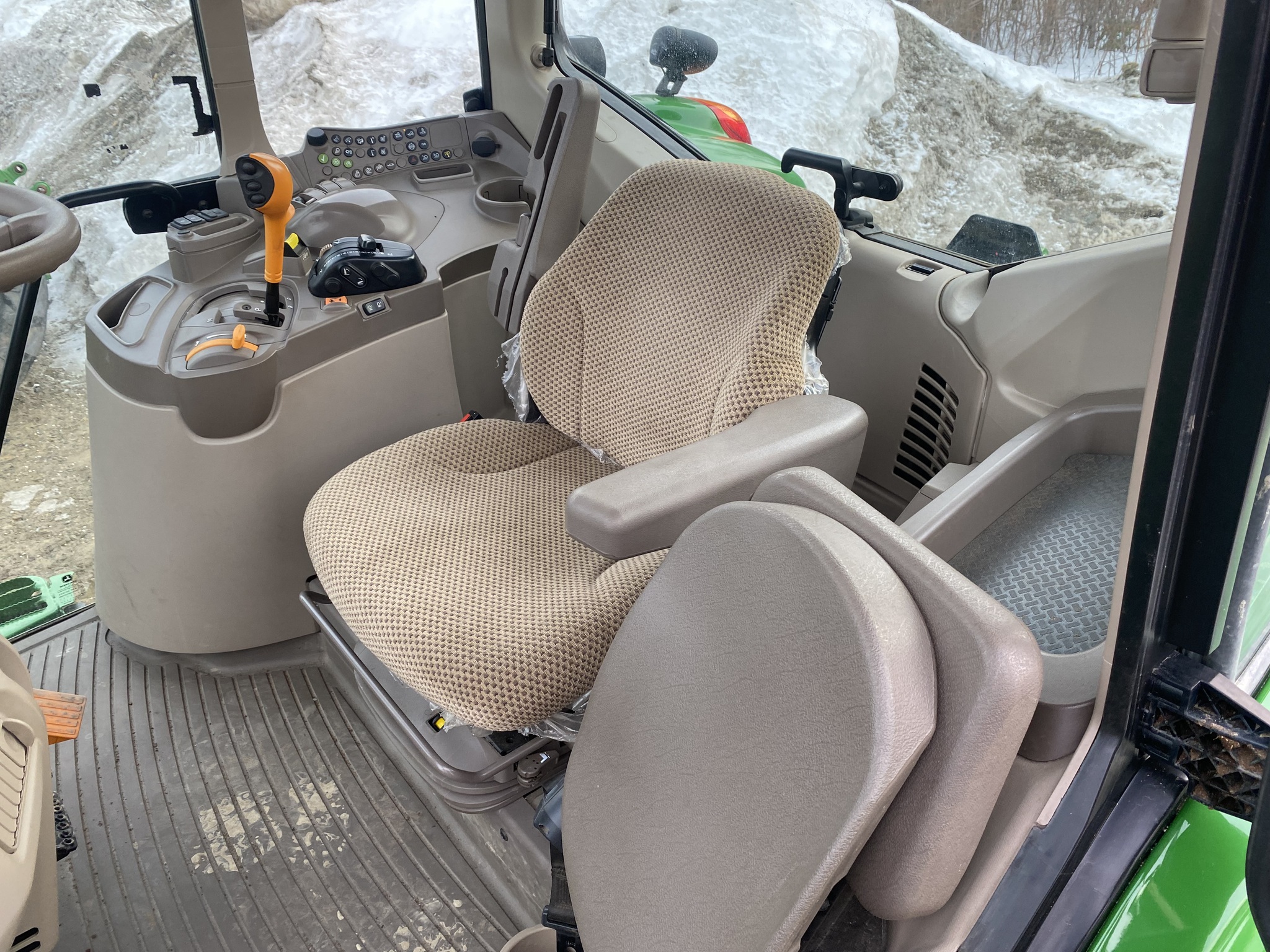 2024 John Deere 6175M Image 15