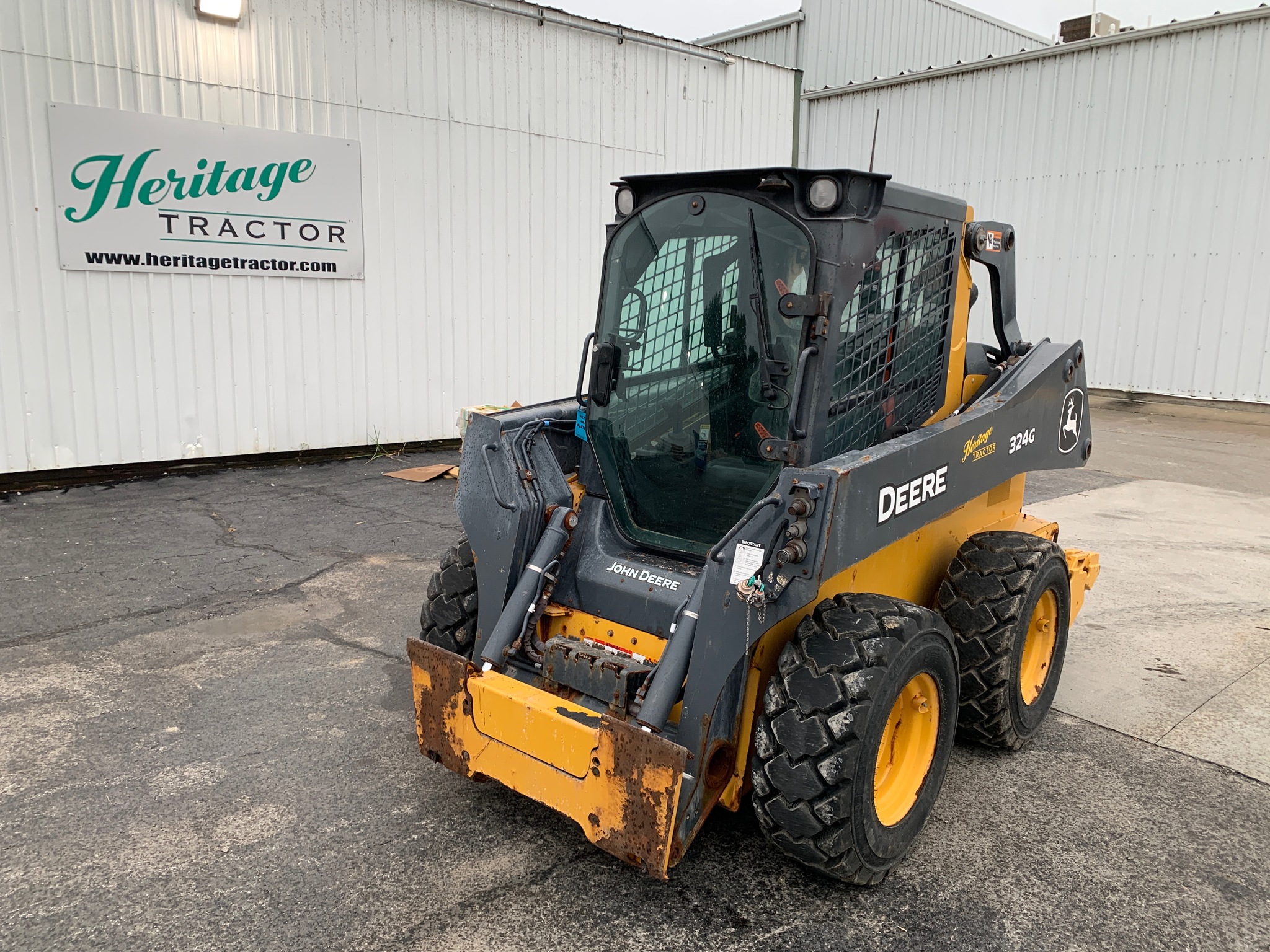  2022 John Deere 324G at Heritage Tractor in Smithville, MO