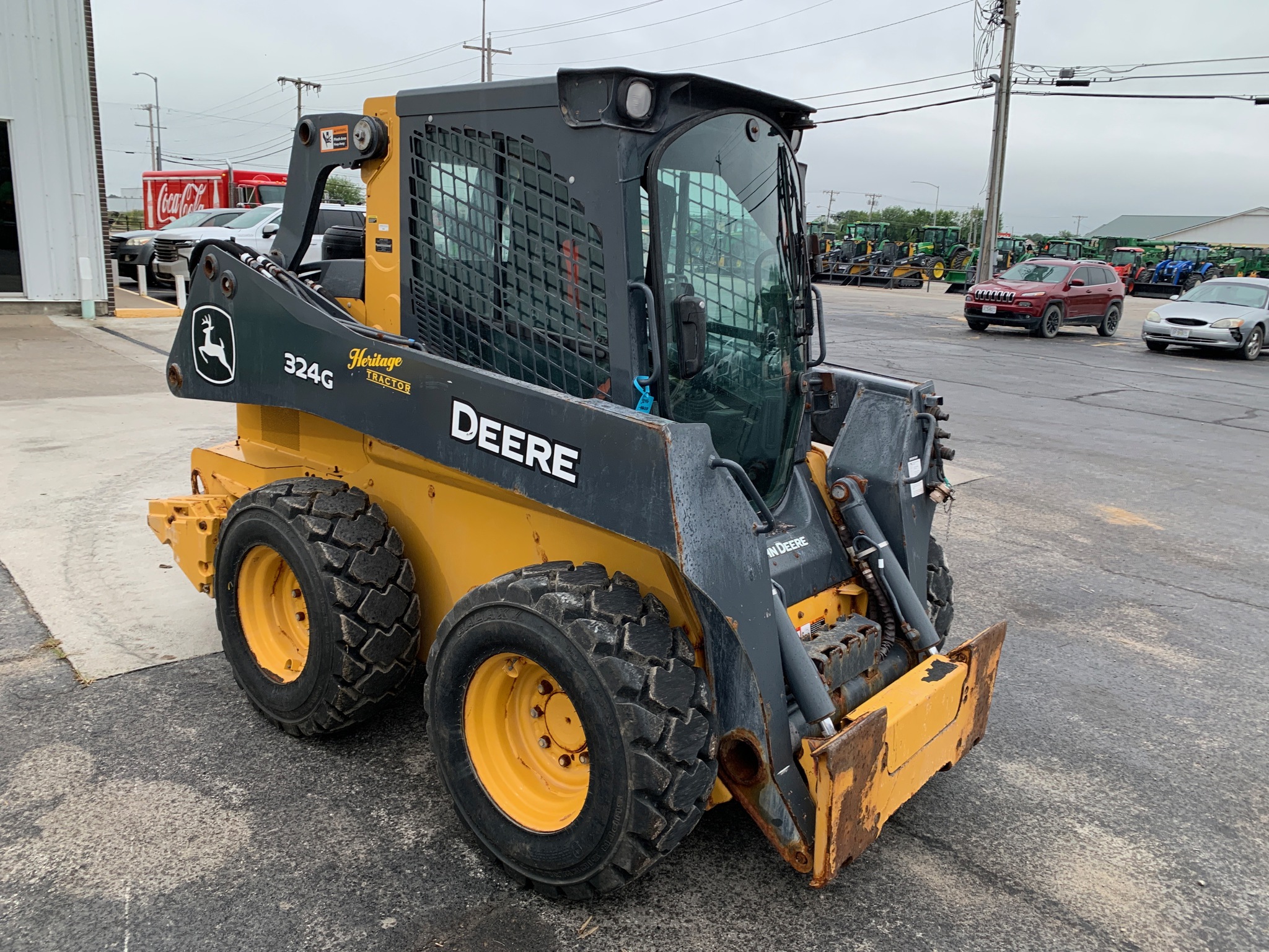  2022 John Deere 324G at Heritage Tractor in Smithville, MO