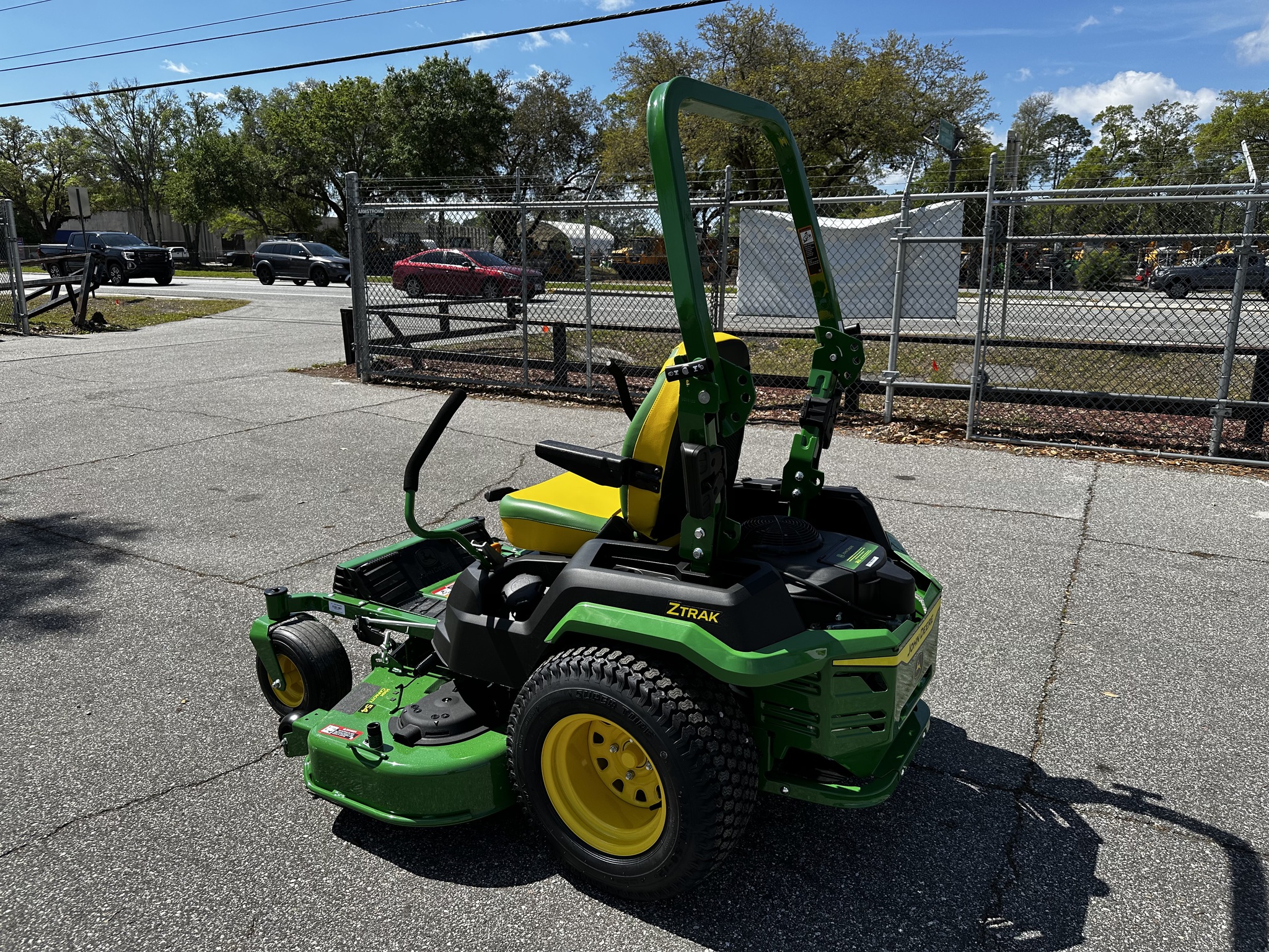 2025 John Deere Z530R Image 6