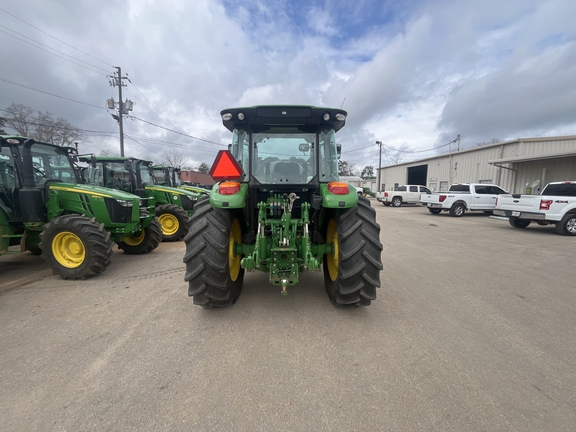 2023 John Deere 5105M Photo 5