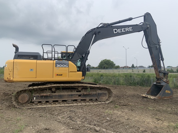 2017 John Deere 300G LC