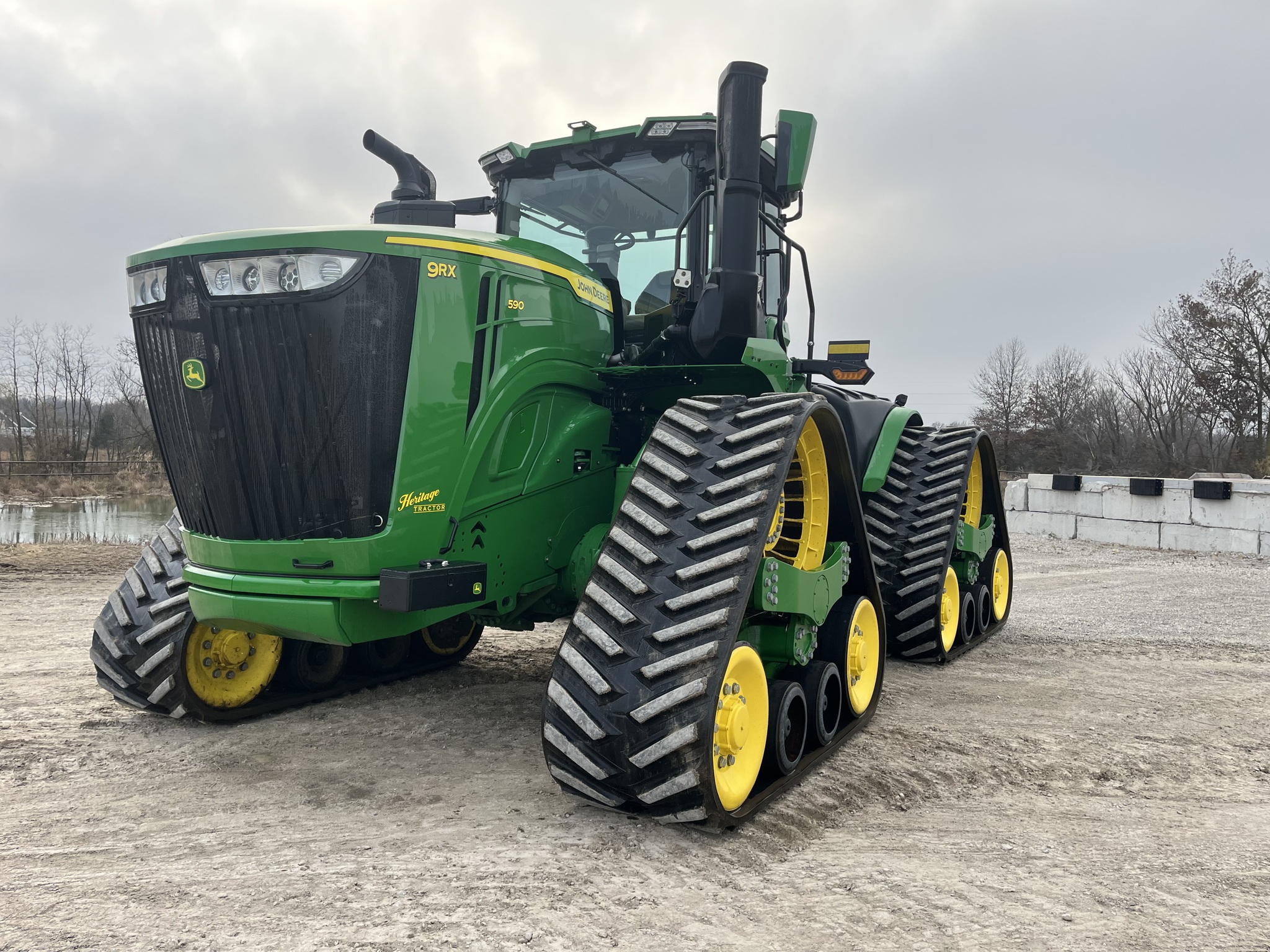  2022 John Deere 9RX 590 at Heritage Tractor in Pittsburg, KS