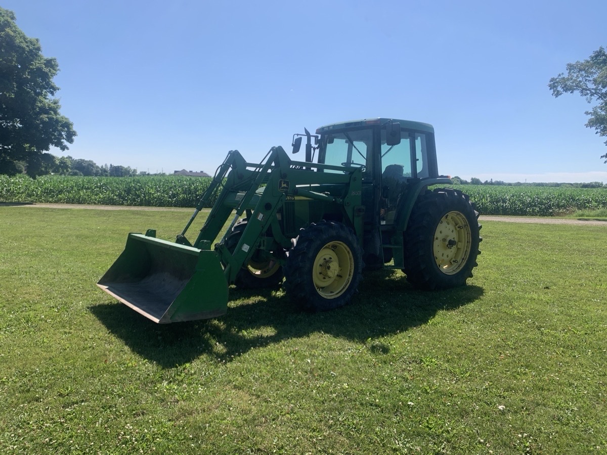 2000 John Deere 6410 Image 1