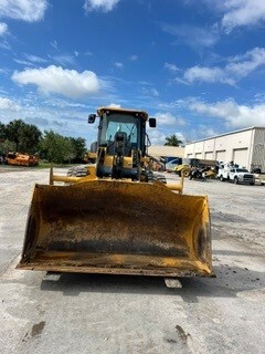 Photo of a 2023 John Deere 444 P