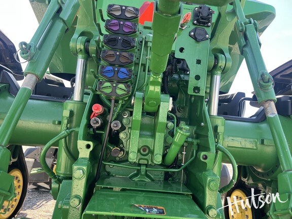 Photo of 2021 John Deere 8RX 340