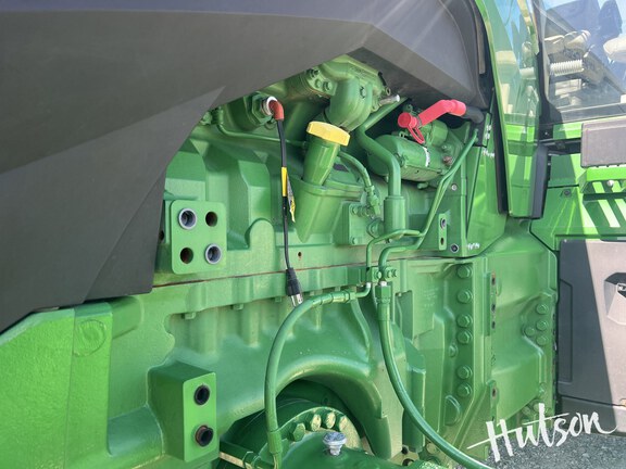 Photo of 2021 John Deere 8RX 340